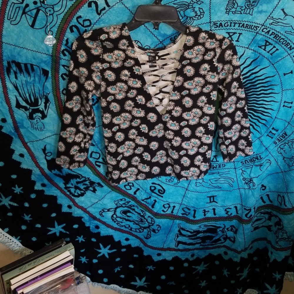 Sunflower forever21 top 🌻